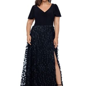Xscape 3D black maxi dress. Sz 12.